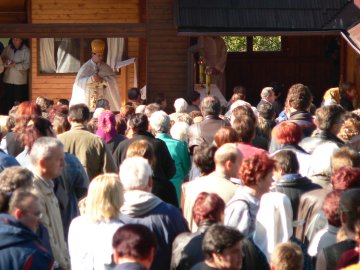 Obrzky z liturgie a lit. staveb na Zviru