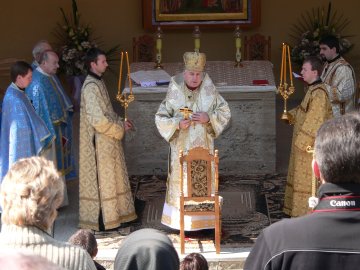 Obrzky z liturgie a lit. staveb na Zviru