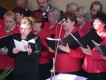 Obrzky z liturgie a lit. staveb na Zviru